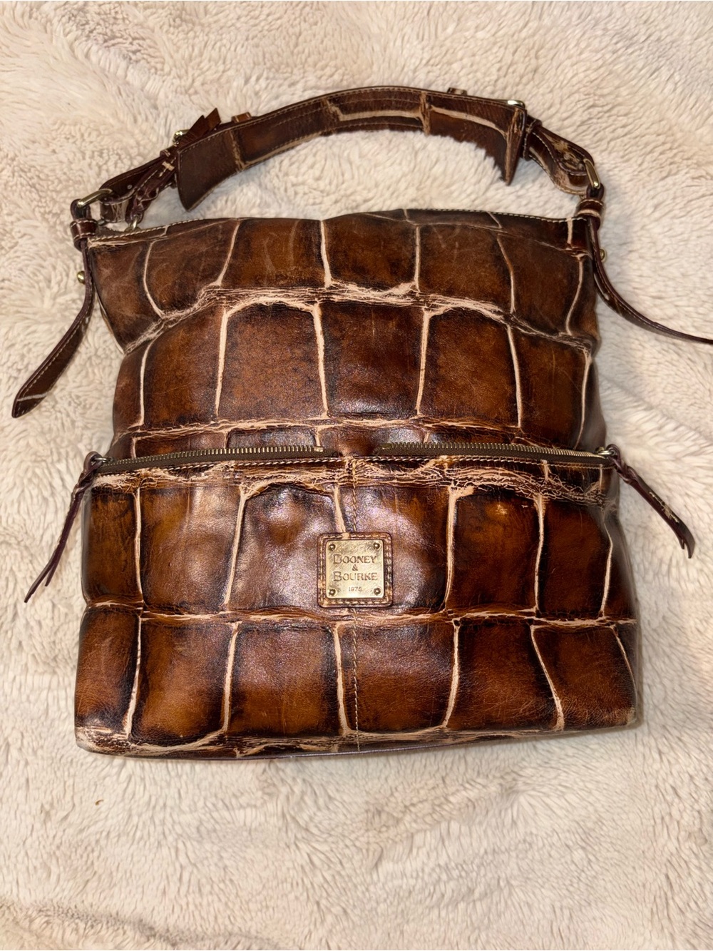 VTG Dooney & Bourke Brown Croc-Embossed Shoulder Hobo Bag